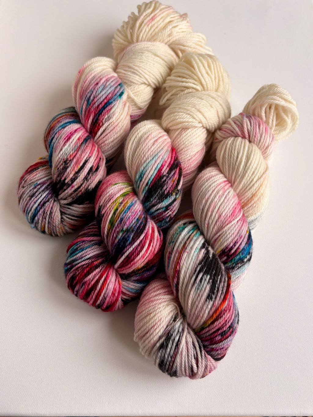 Merino Worsted - Electric Bloom