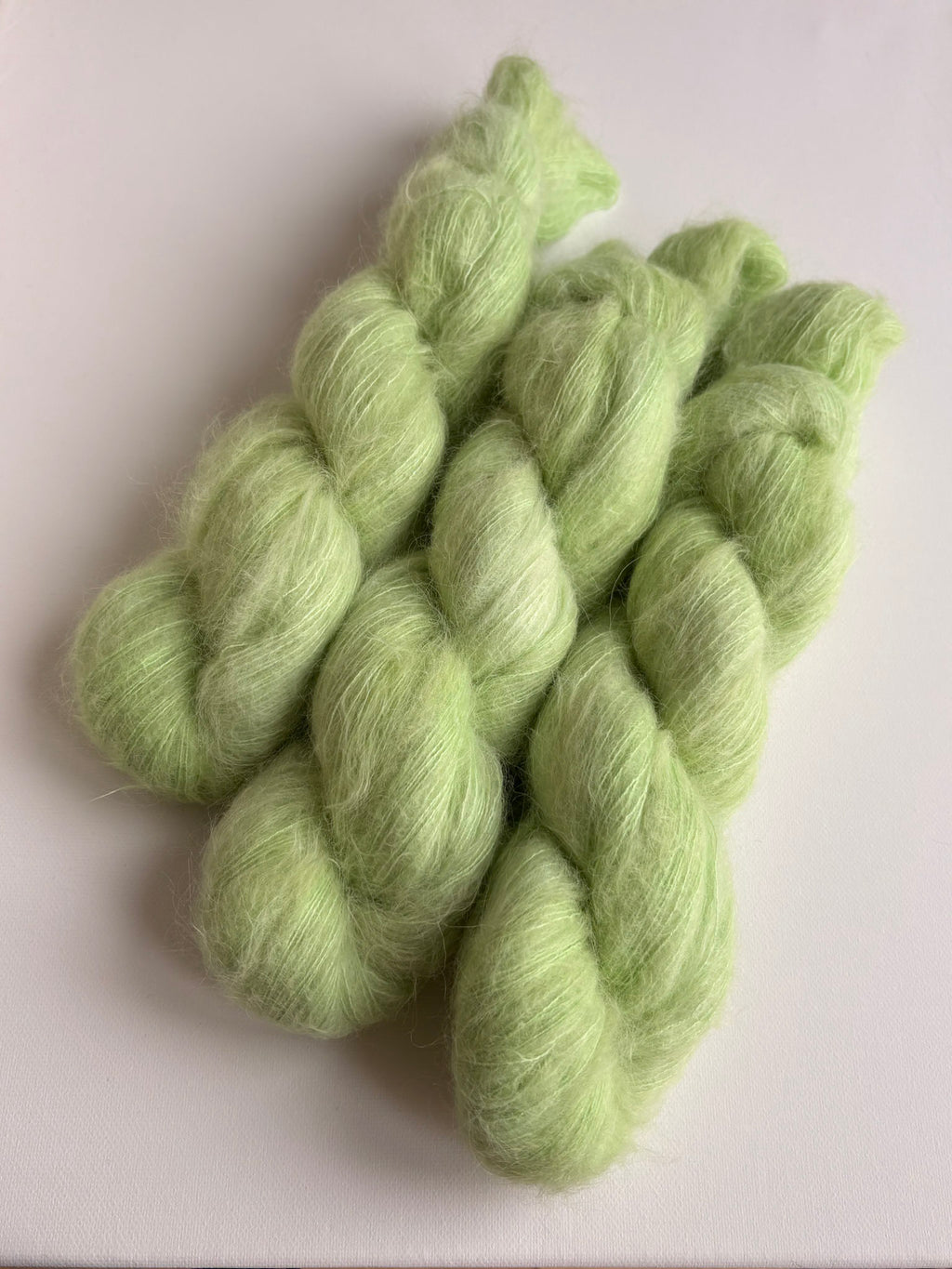 Suri Breeze - Linen Leaf